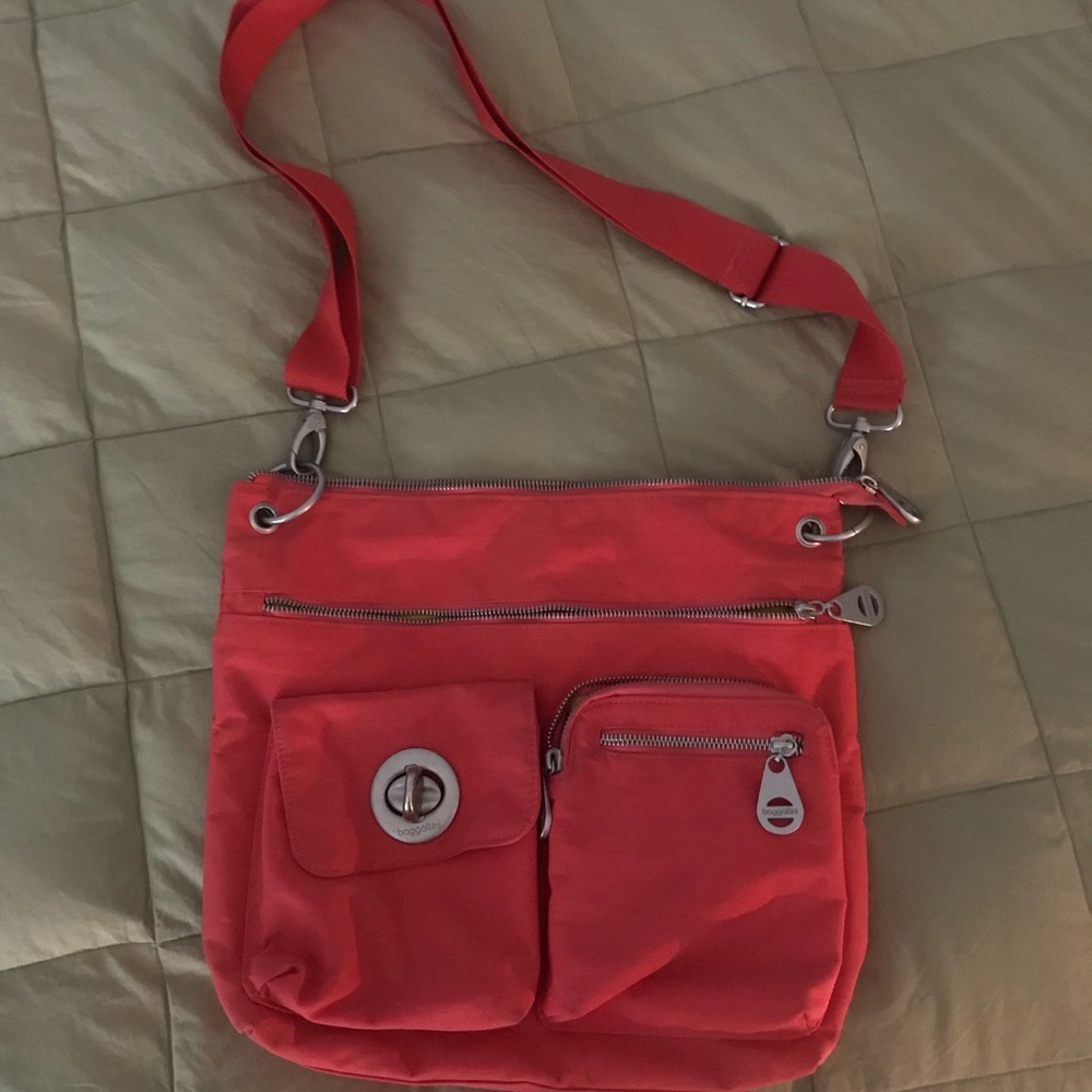 Peach Crossbody Baggallini